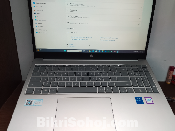 HP 15-fd1191TU Intel Core 5 120U 15.6